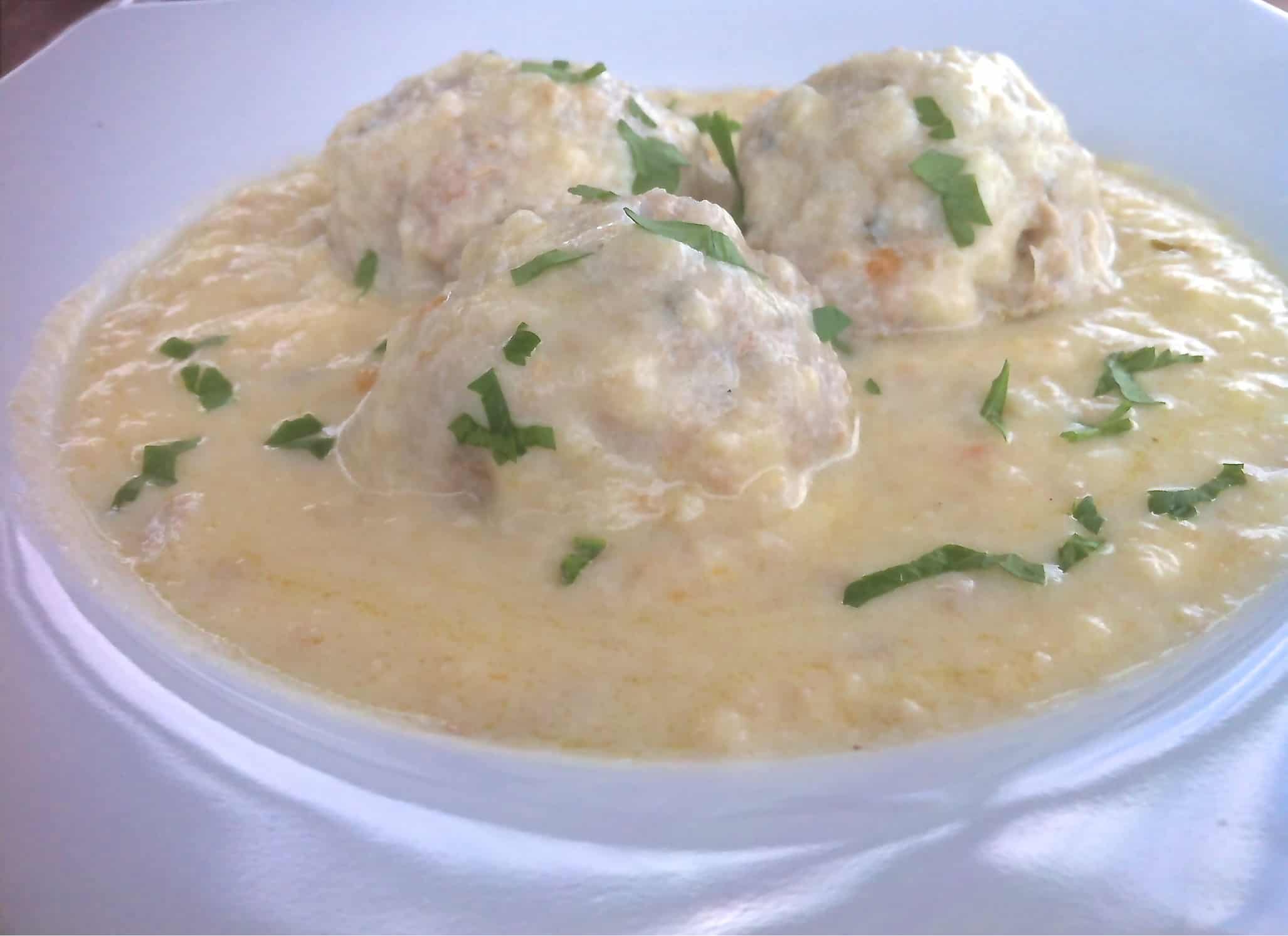 Creamy Meatball Soup with Egglemon sauce (Youvarlakia Avgolemono) My