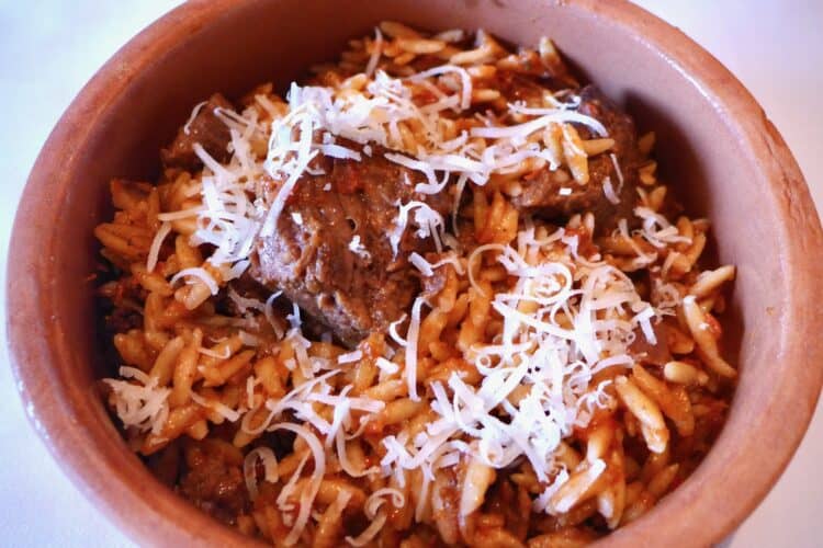 Giouvetsi (Greek Beef stew with Orzo pasta)