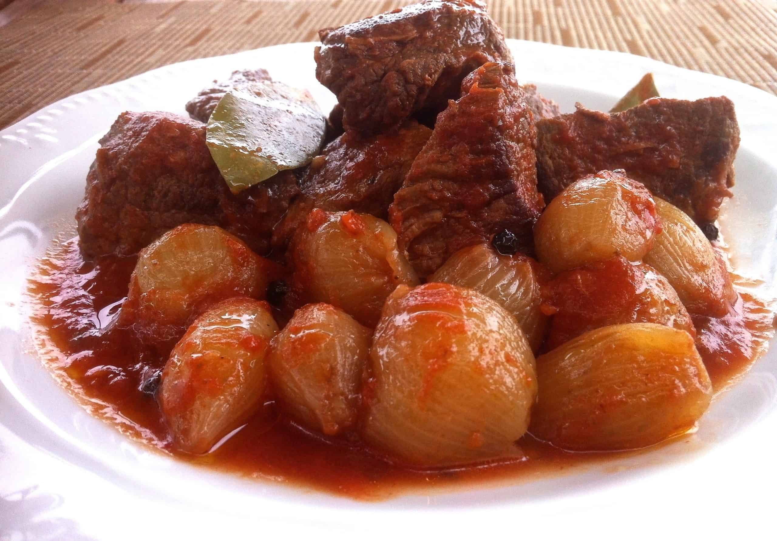 Beef Stifado (Mosharaki Stifado)