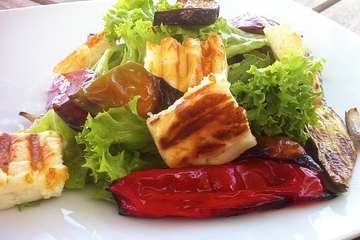Greek Grilled Halloumi salad recipe with Roasted vegetables