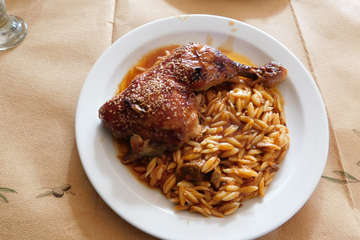 Easy Chicken Recipe with Orzo pasta (Giouvetsi Kotopoulo)