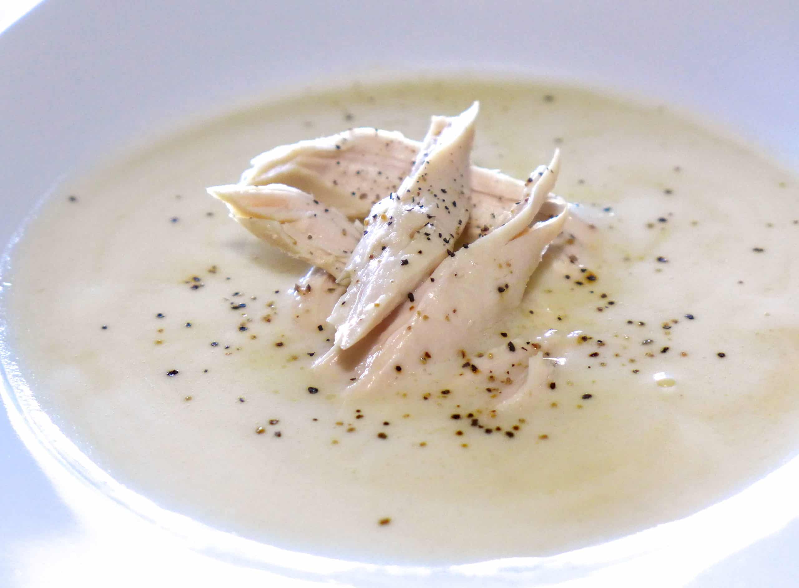 Greek lemon Chicken Soup recipe (Kotosoupa Avgolemono)