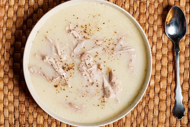 Greek lemon Chicken Soup recipe (Kotosoupa Avgolemono)