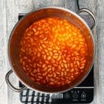 Cook the Greek bean soup (Fasolada)