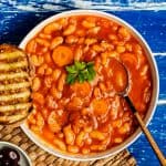 Traditional Greek bean soup recipe (Fasolada)