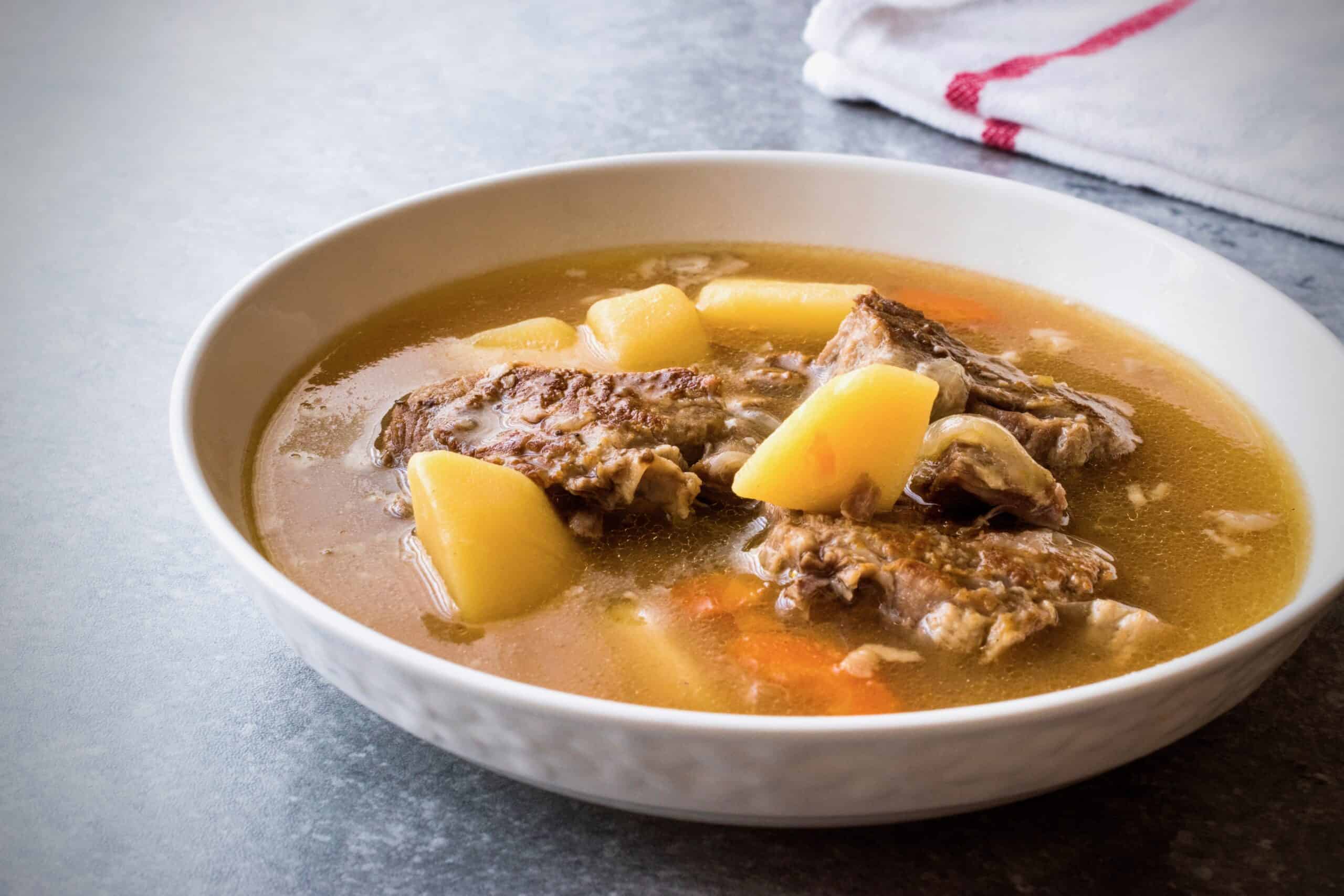 Greek Beef Soup recipe (Kreatosoupa)