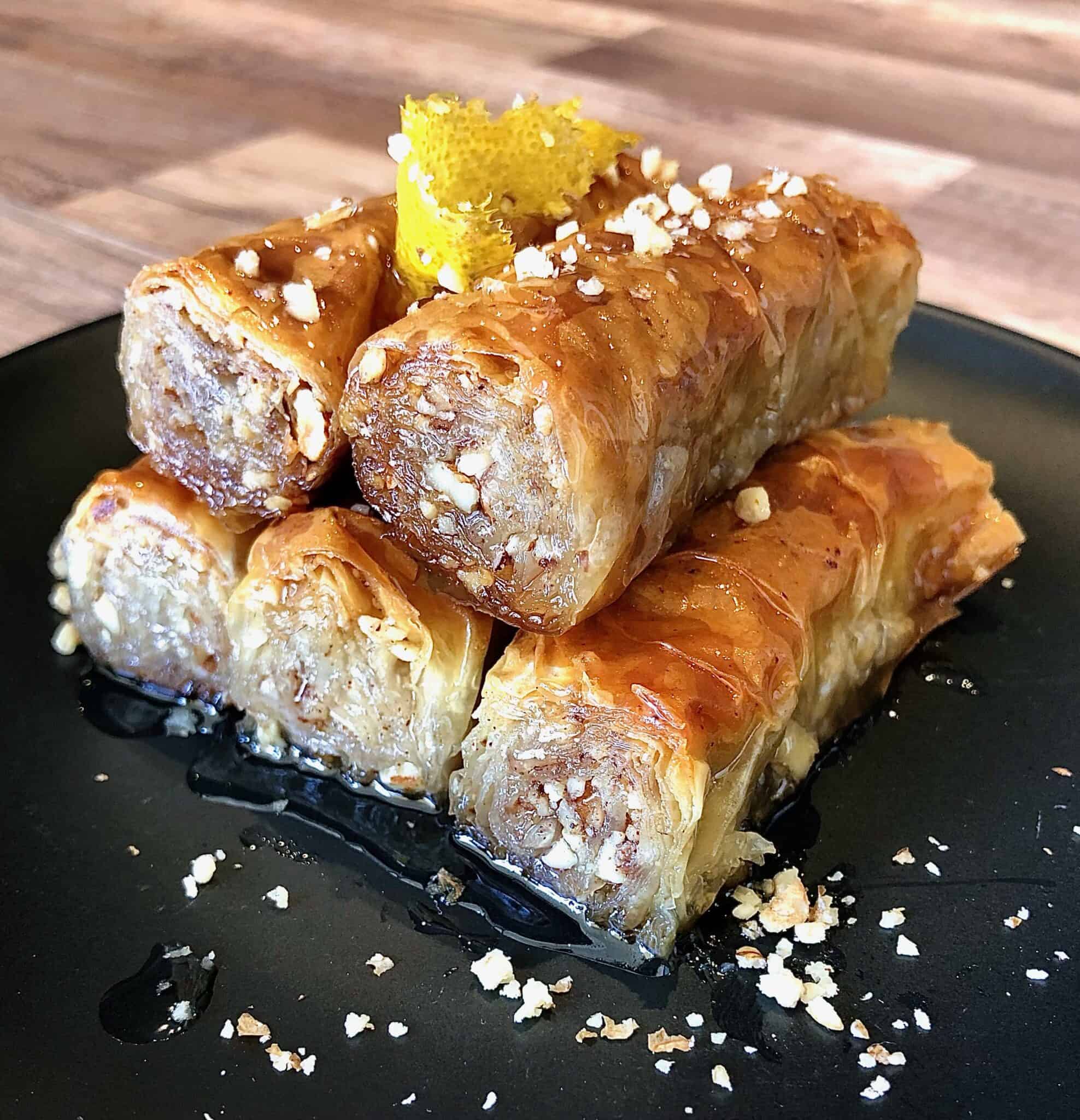 Greek baklava rolls recipe (Saragli) My Greek Dish