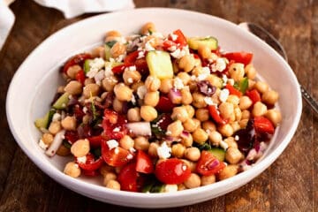 Greek Chickpea salad